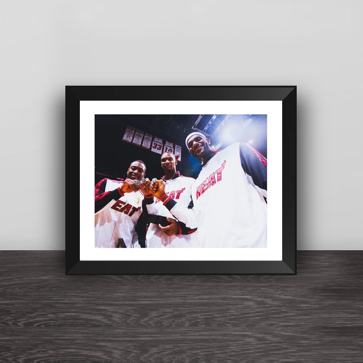 Red devil Giggs head image photo frame